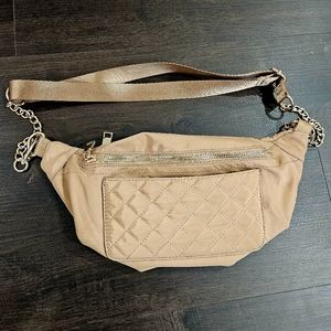 FASHION NOVA Crossbody